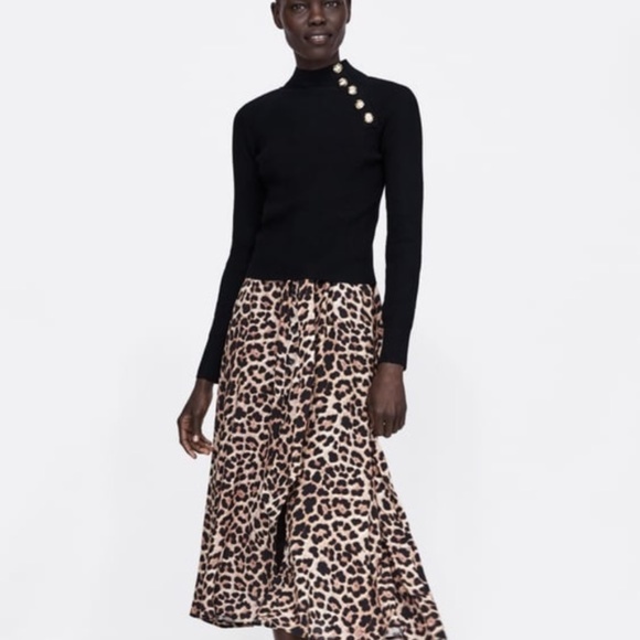 Zara Ribbed Sweater with Gold Buttons - Picture 2 of 10